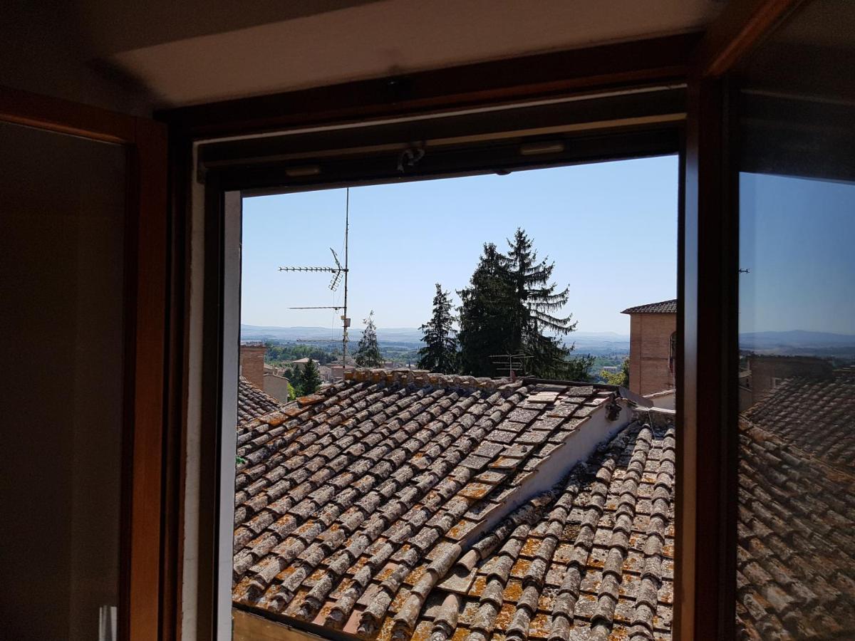 شقة Un Terrazzo Sulla Magia سيينا المظهر الخارجي الصورة
