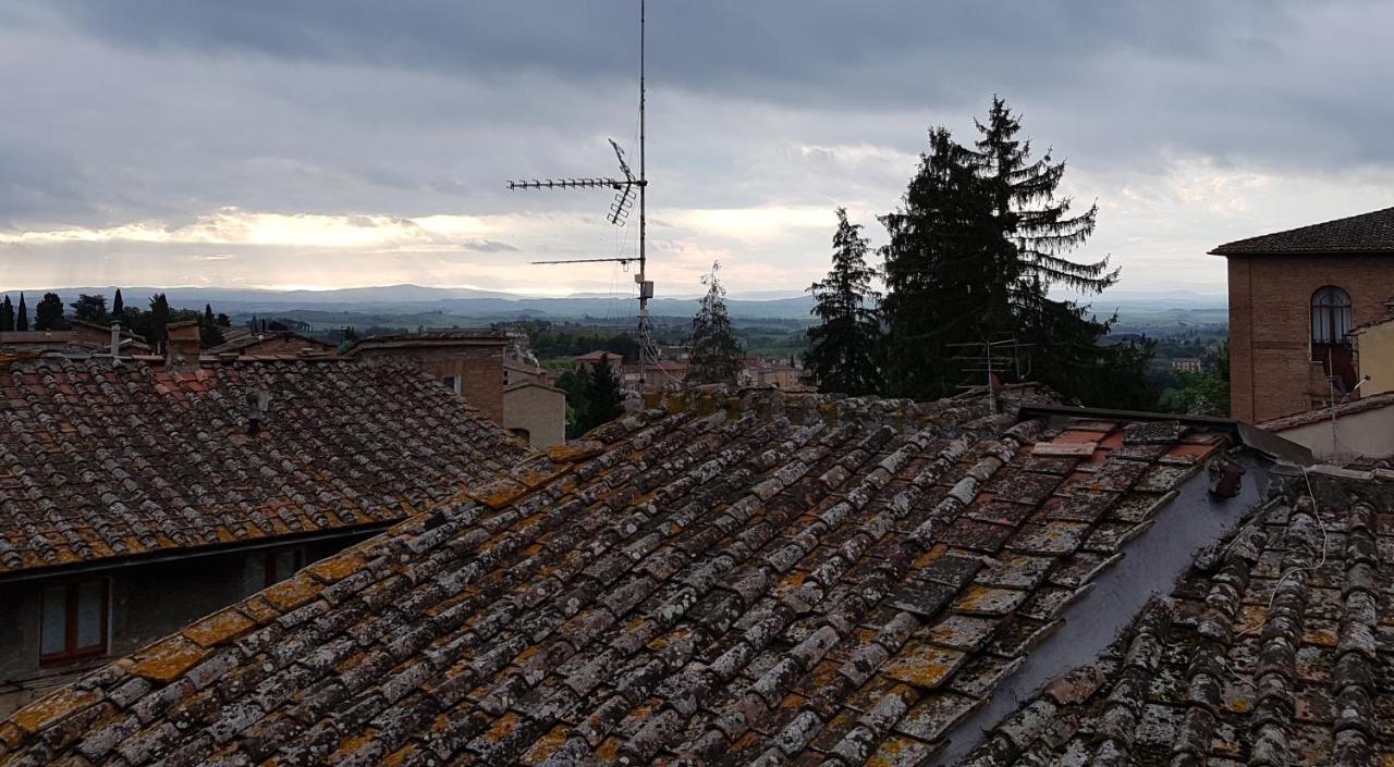شقة Un Terrazzo Sulla Magia سيينا المظهر الخارجي الصورة
